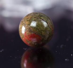 Унакит. Магический каменный шар. 2,5 см
