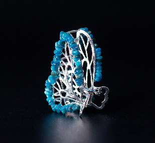 Заколка-краб «Магия красоты». Камень Апатит. Стихия Воды