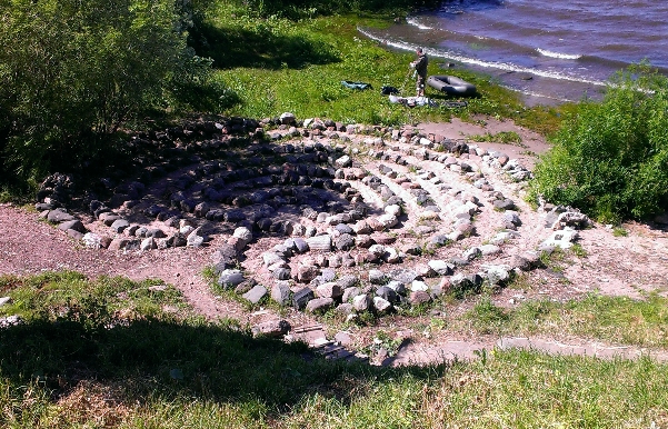 каменные лабиринты на Соловецких островах
