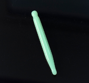 Бабий нож. Камень светло- зелёный Нефрит